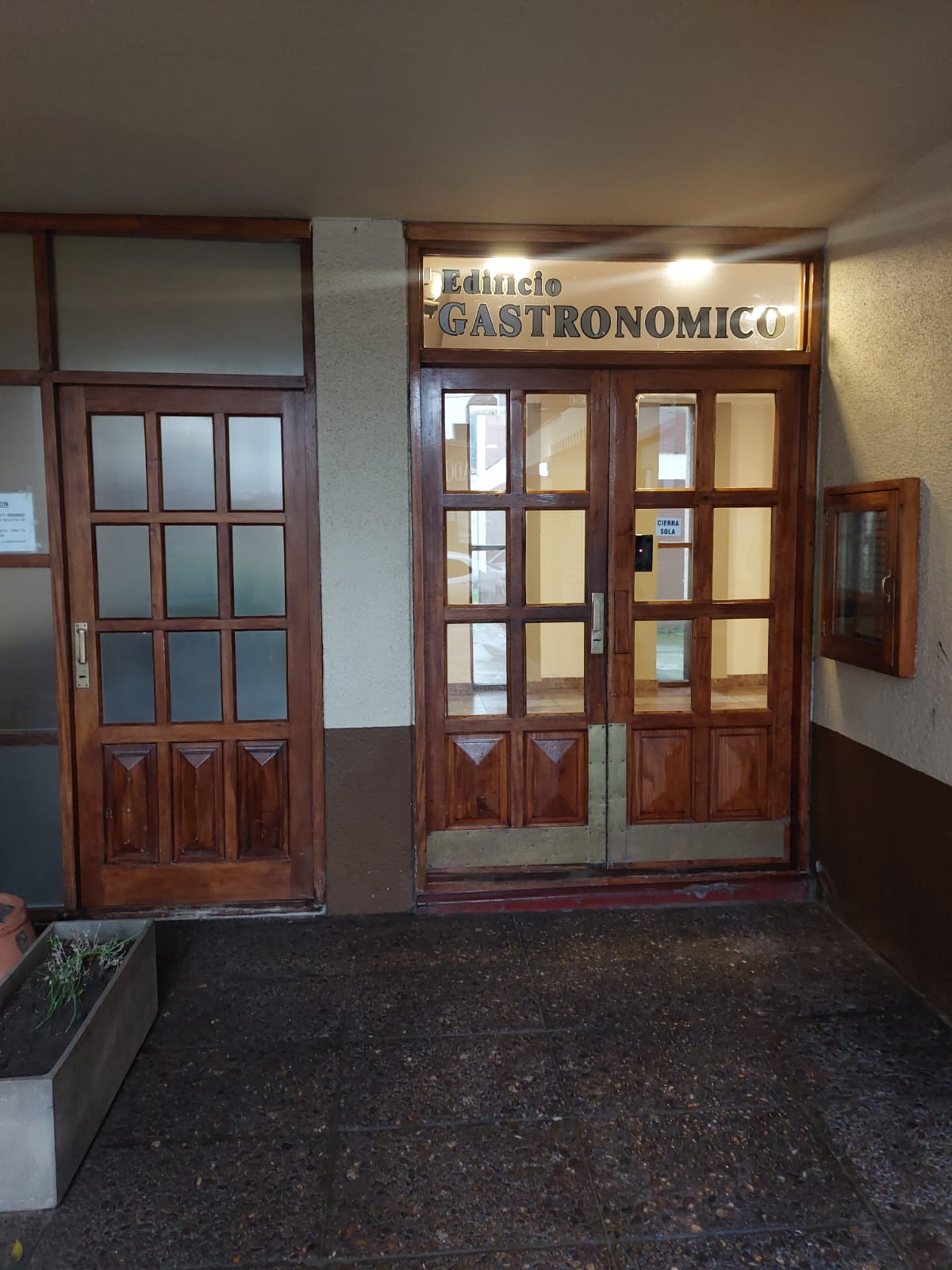 Venta - Depto. Edificio Gastronomico